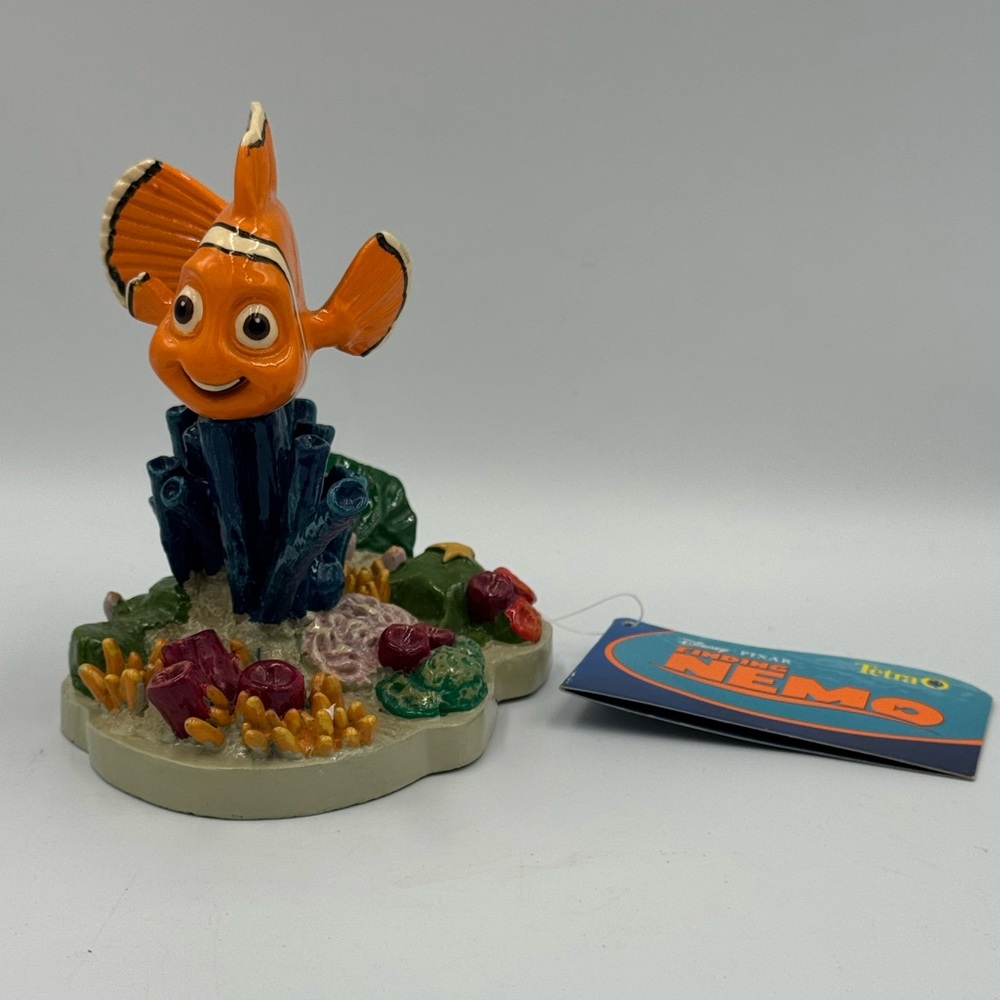 NWT Tetra Disney/Pixar Resin “Finding Nemo” Aquarium Decoration